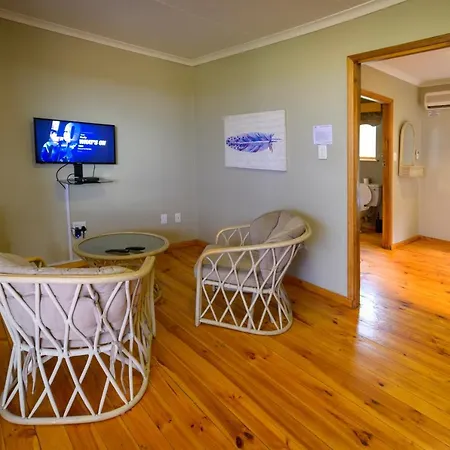 Sangiro Game Lodge Bloemfontein Buitenkant foto