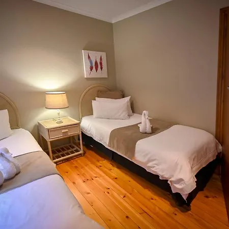 Sangiro Game Lodge Bloemfontein Buitenkant foto