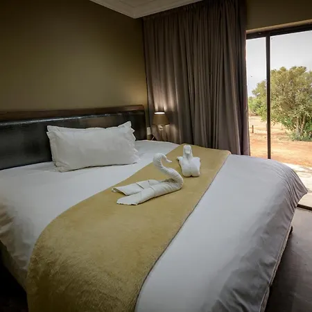 Sangiro Game Lodge Bloemfontein Buitenkant foto