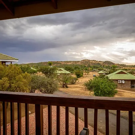 Sangiro Game Lodge Bloemfontein Buitenkant foto