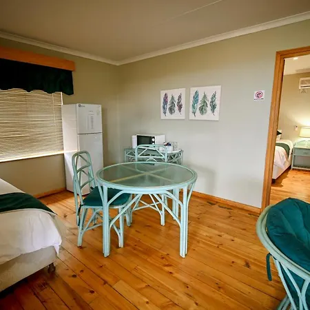 Sangiro Game Lodge Bloemfontein Buitenkant foto