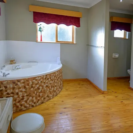 Sangiro Game Lodge Bloemfontein Buitenkant foto