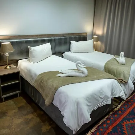 Sangiro Game Lodge Bloemfontein Buitenkant foto
