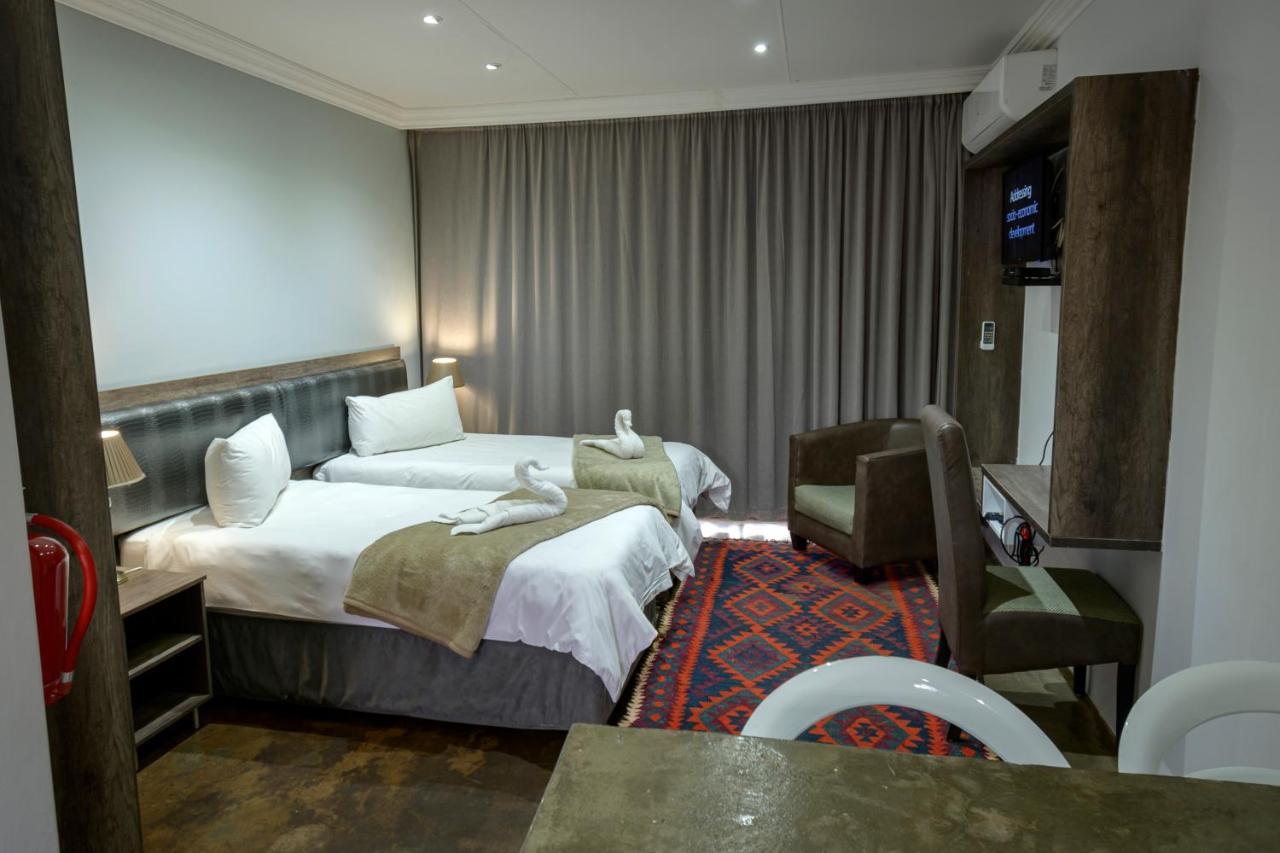 Lodge Sangiro Game Bloemfontein