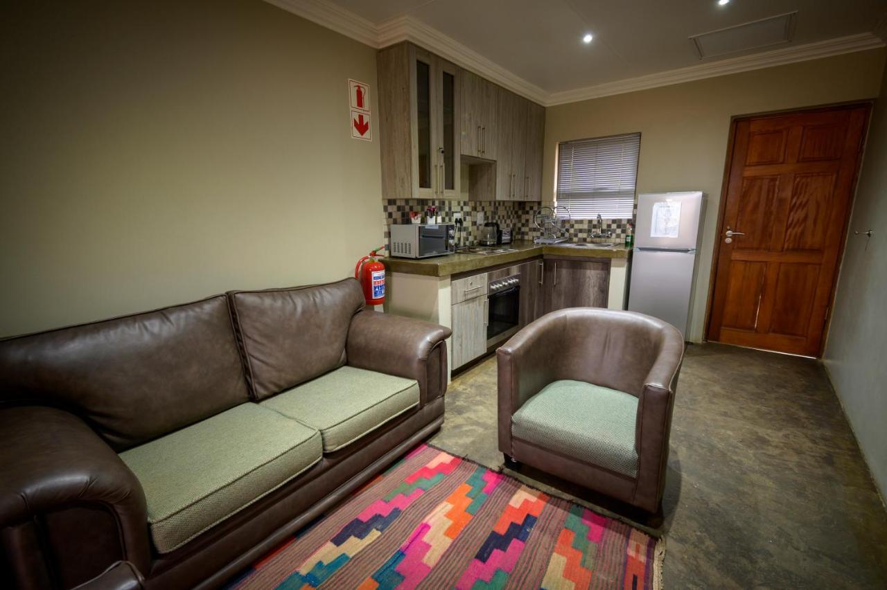 Sangiro Game Lodge Bloemfontein